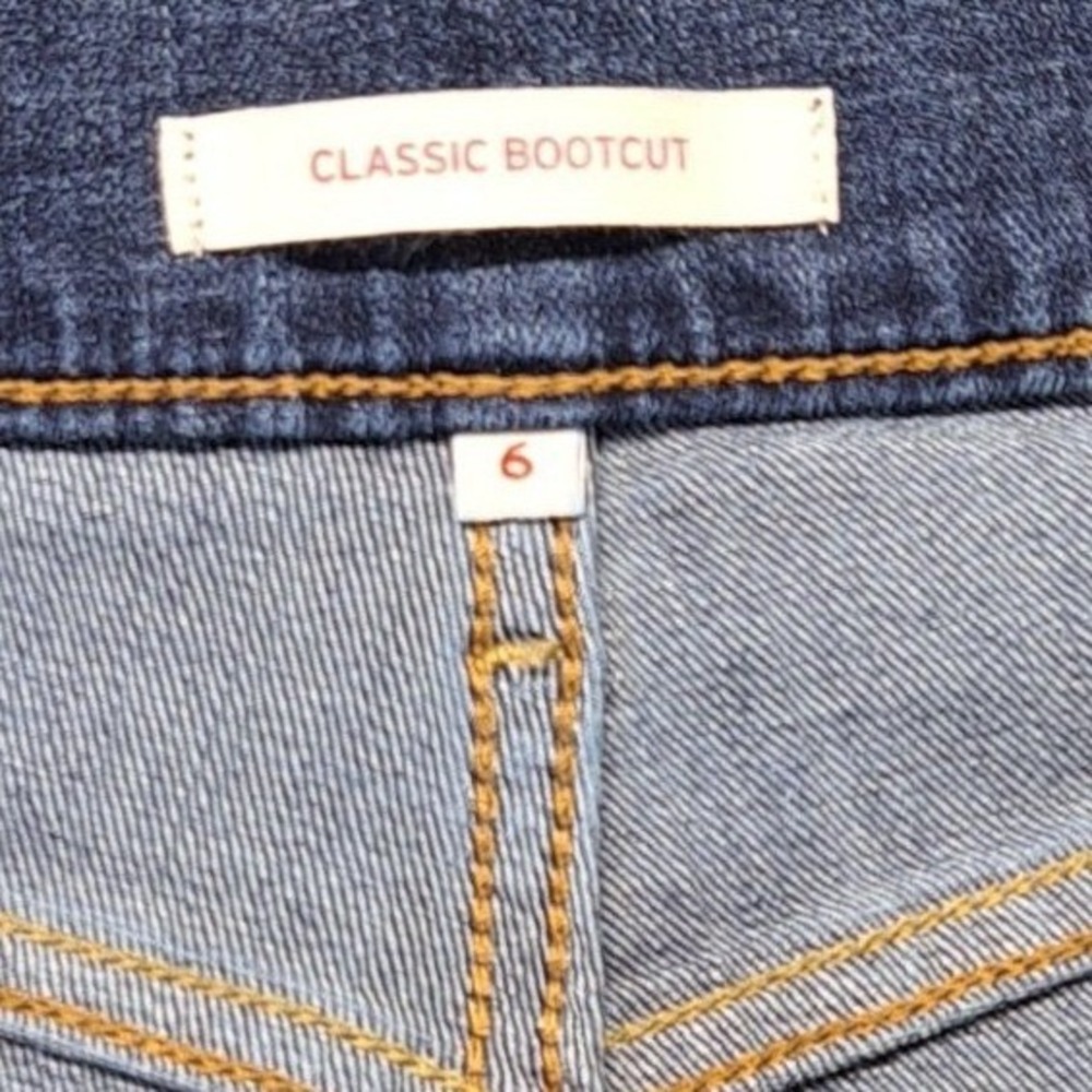 Levi's Classic Bootcut Jeans Womens 6M W28 L32 Blue Excellent Stretch Denim - Picture 3 of 14